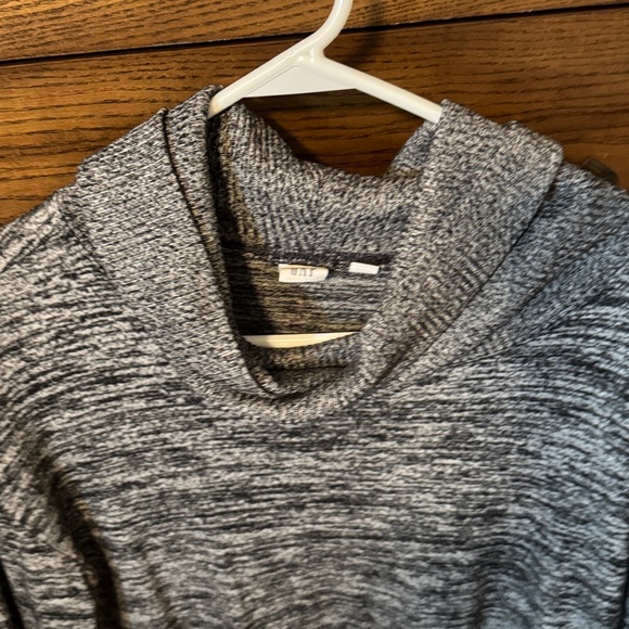 GAP Cowl Neck Sweater/Top - Picture 3 of 5